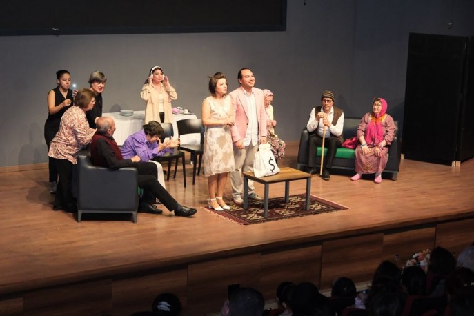 Dikili’de 27 Mart Dünya Tiyatro Günü Coşkusu