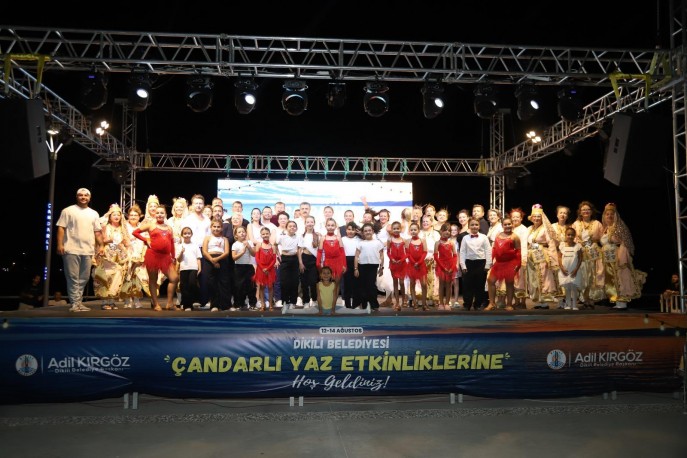 Çandarlı’da yaz akşamları kültür ve sanatla taçlandı